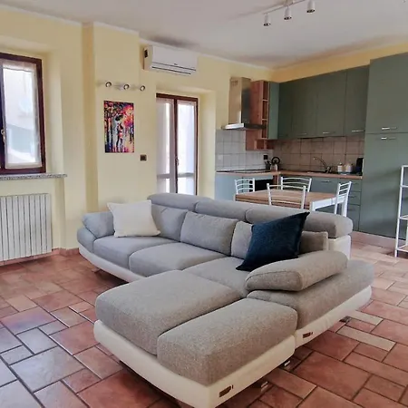 Monferrato Street House 度假居 卡利亚诺